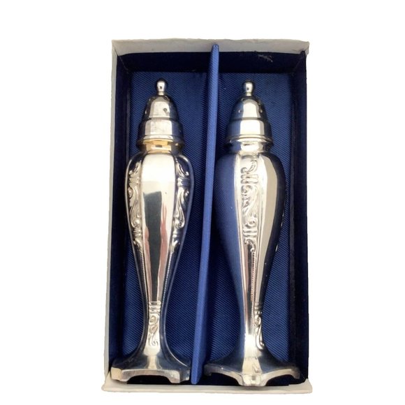 Vintage Harmony House Salt/Pepper Shakers Quadruple Silverplate - Picture 2 of 7